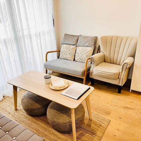 Appartamento Cbd Japanese Retreat 2Br 1P Brekky Wifi Netflix Canberra Esterno foto