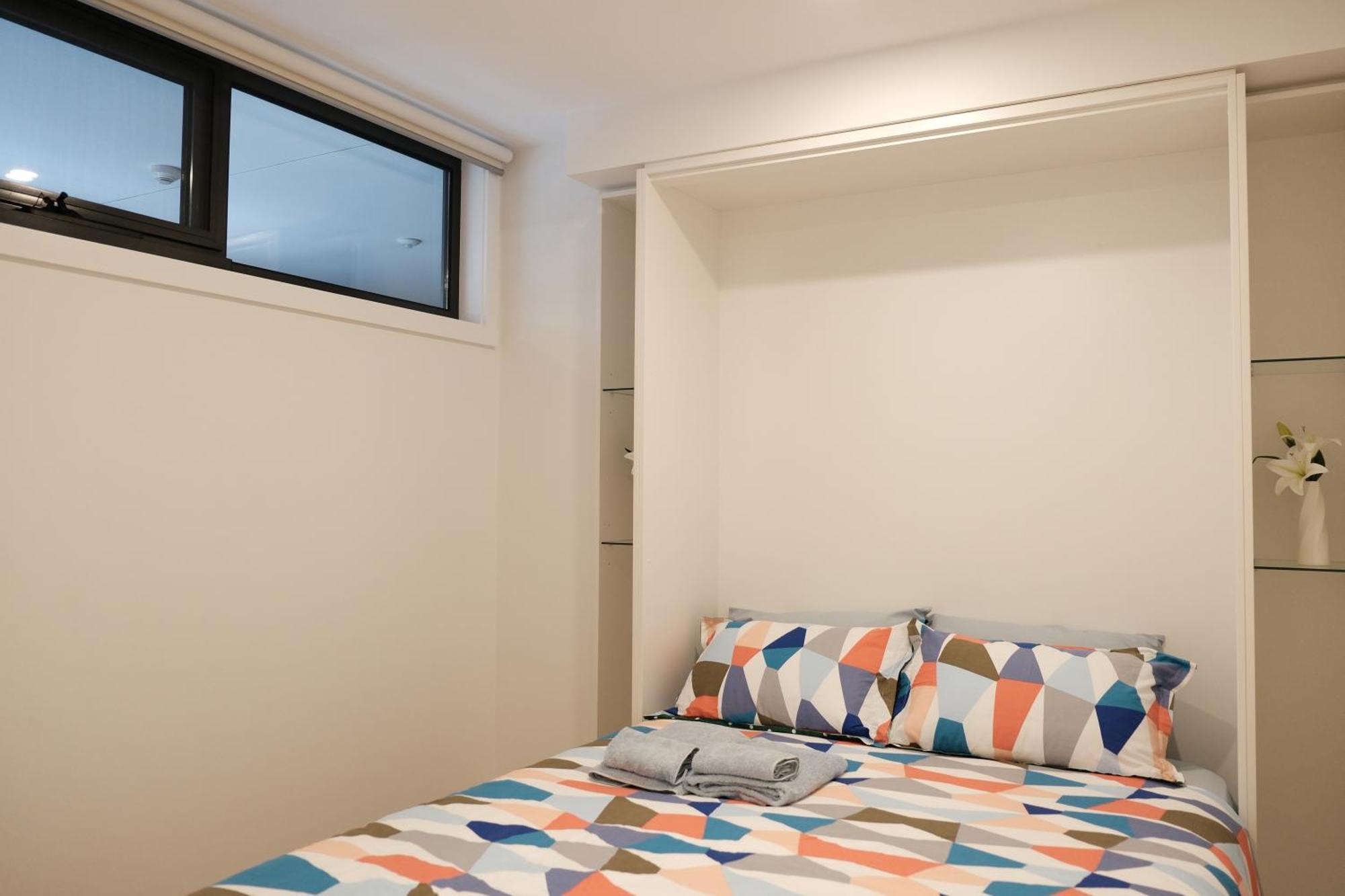 Appartamento Cbd Japanese Retreat 2Br 1P Brekky Wifi Netflix Canberra Esterno foto