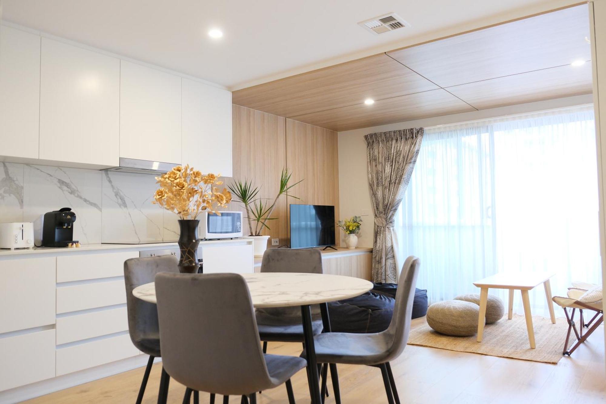 Appartamento Cbd Japanese Retreat 2Br 1P Brekky Wifi Netflix Canberra Esterno foto